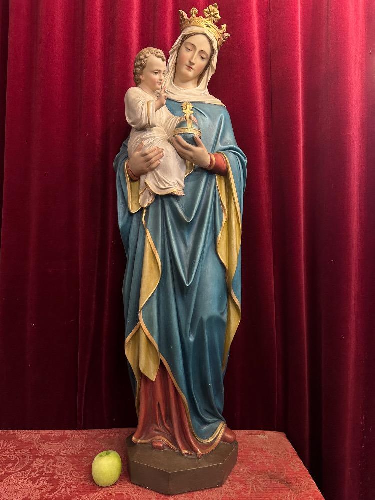 1 Gothic - style St. Mary With Child Statue
