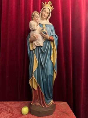1 Gothic - style St. Mary With Child Statue