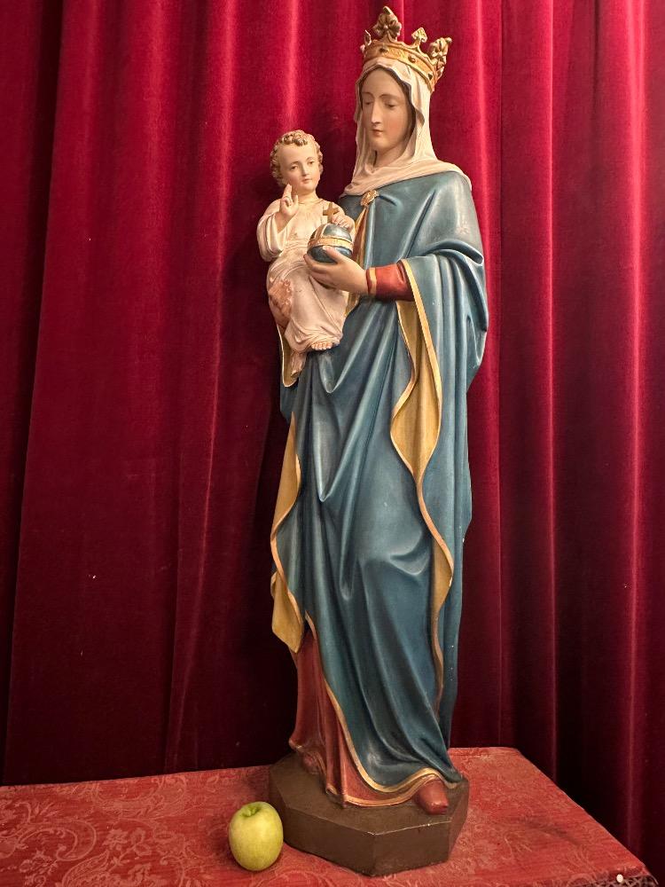 1 Gothic - style St. Mary With Child Statue