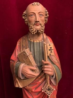 St. Peter Sculpture style Gothic - style en Sandstone Polychrome, Belgium 19th century ( anno 1880 )