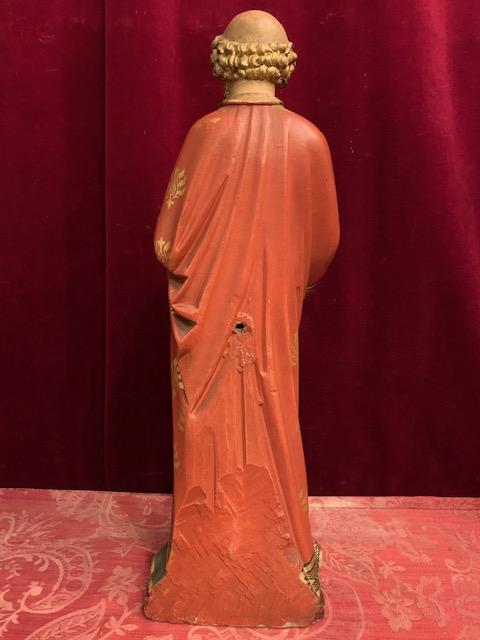 1 Gothic - style St. Peter Sculpture