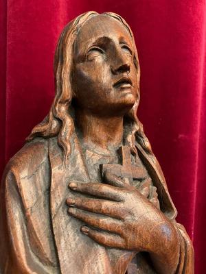 St. Veronica Statue  style Gothic - Style en hand-carved wood Oak, Belgium 19th century ( anno 1875 )