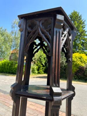 Stand. style Gothic - Style en Oak wood, France 19 th century