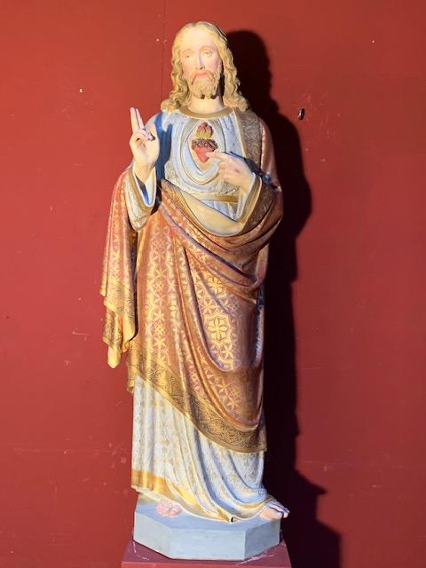 1 Gothic - style Statue Sacred Heart