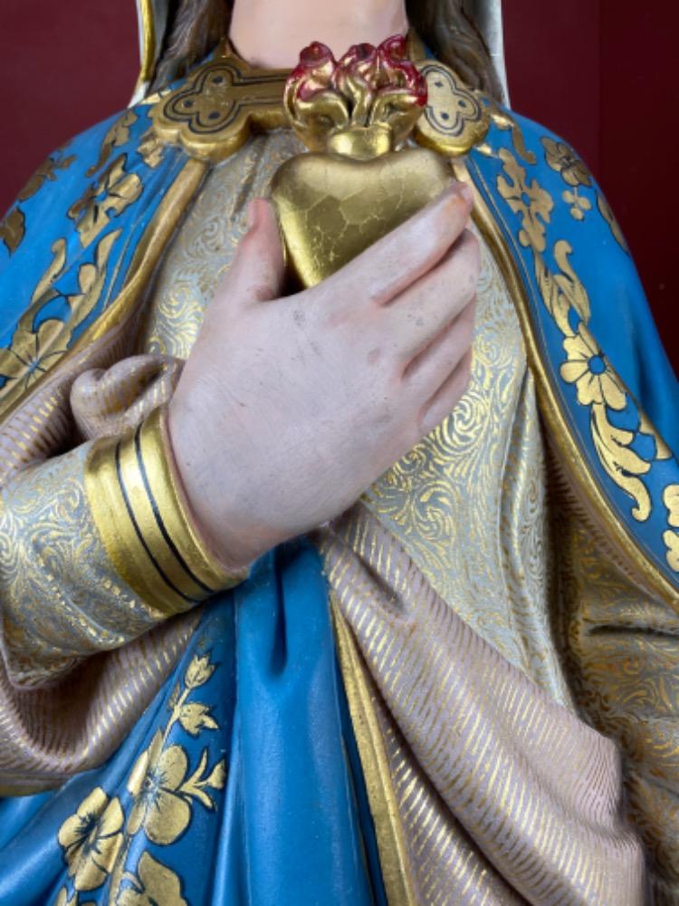 1 Gothic - style Statue St. Mary