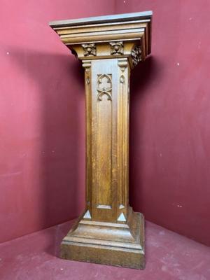 Statue Stand style Gothic - style en Oak Wood, Belgium 19th century ( anno 1890 )