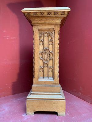 Statue Stand style Gothic - Style en Oak Wood, Belgium 19th century