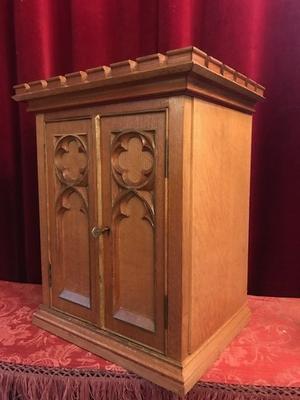 Tabernacle style Gothic - style en wood oak, Belgium 19th century ( anno 1895 )