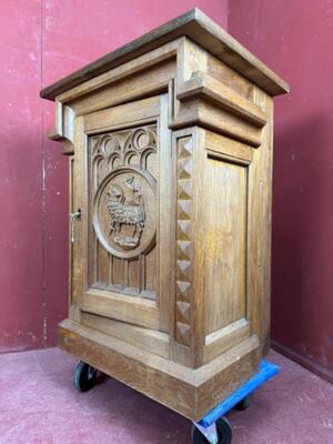 Tabernacle style Gothic - Style en Oak wood, Belgium  19 th century ( Anno 1885 )