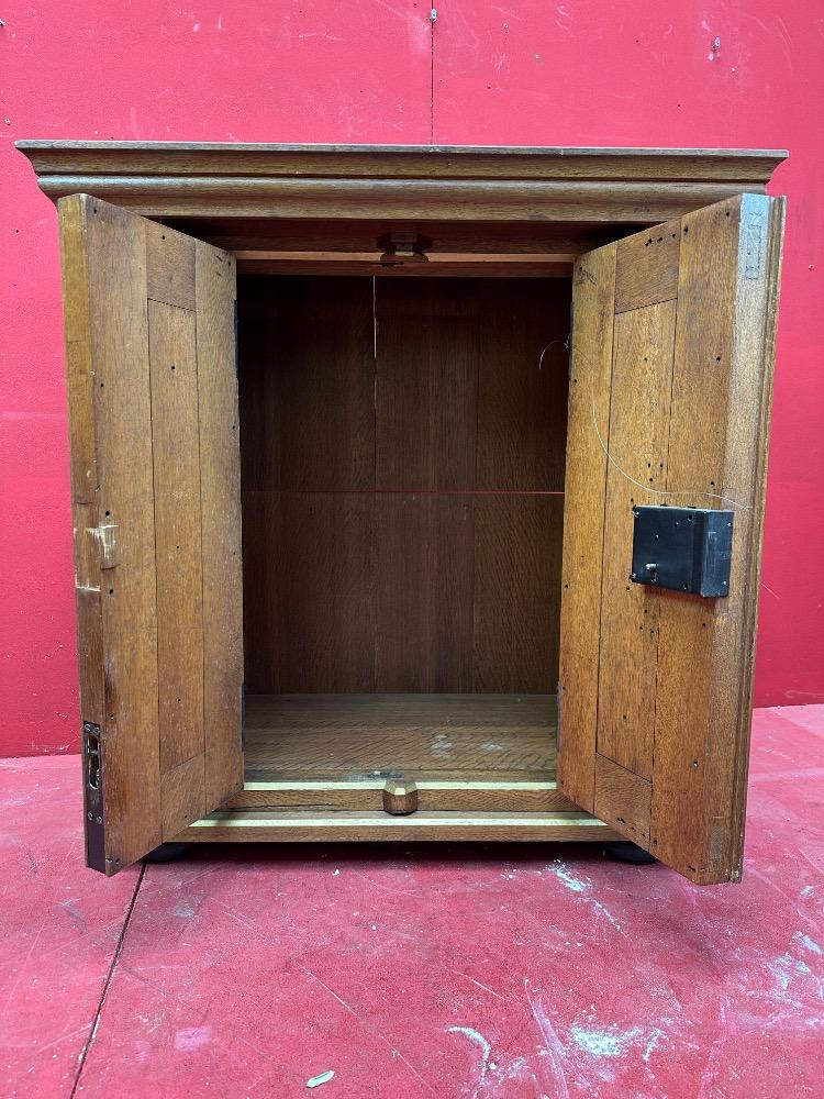 1 Gothic - Style Tabernacle