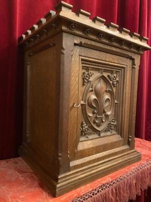 Tabernacle style Gothic - style en Oak wood, Belgium 19 th century ( Anno 1875 )