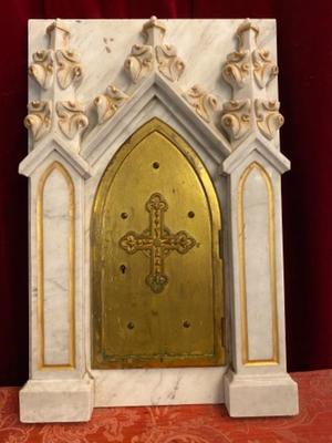 Tabernacle Front style Gothic - Style en Carrara Marble / Brass, France 19 th century ( Anno 1865 )