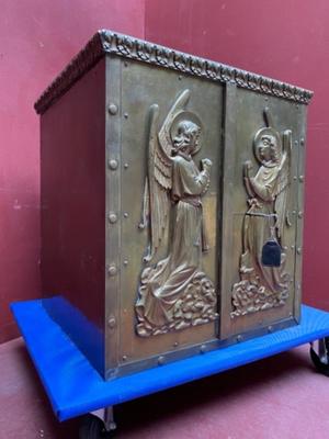 Tabernacle - Safe With Original Key style Gothic - Style en Cast - Iron / Brass - Bronze, France 19 th century