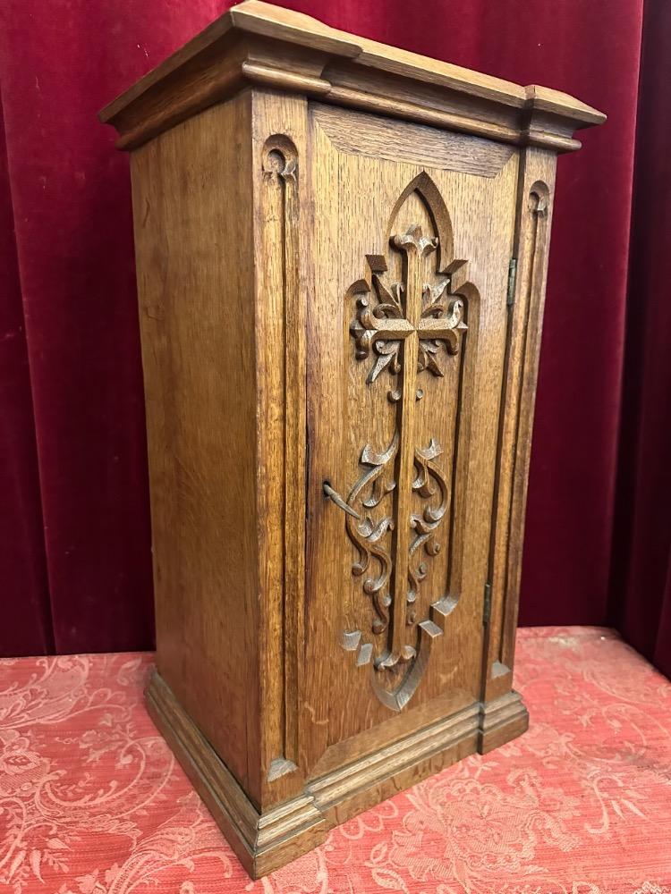 1 Gothic - Style Tabernacle With Original Key