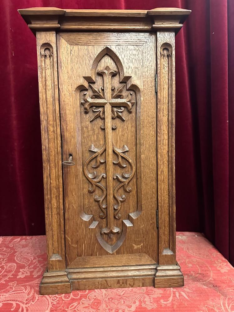 1 Gothic - Style Tabernacle With Original Key