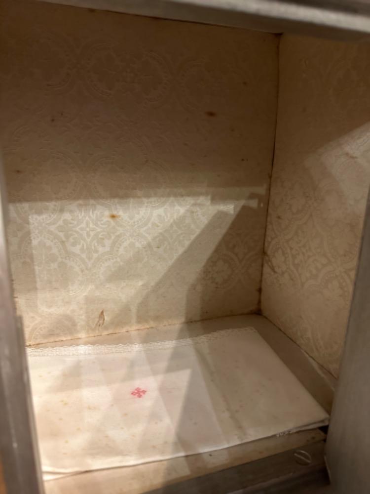 1 Gothic - Style Tabernacle With Original Keys. 2 Doors !