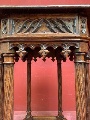 Table style Gothic - Style en Oak Wood, France 19th century ( anno 1875 )