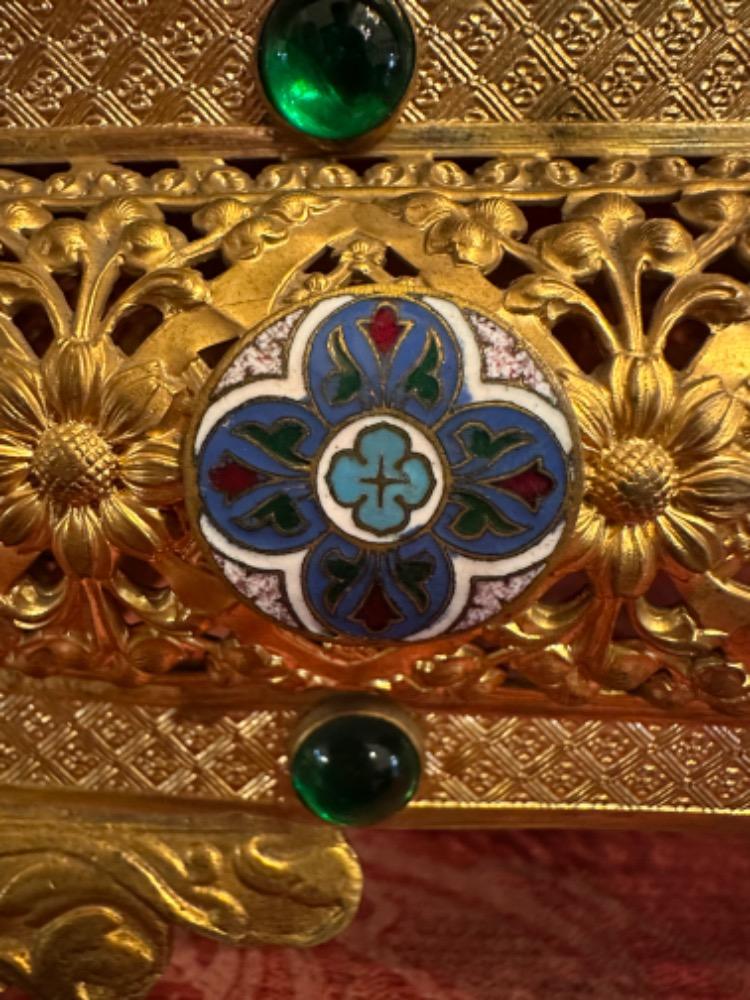 1 Gothic - Style Tabor