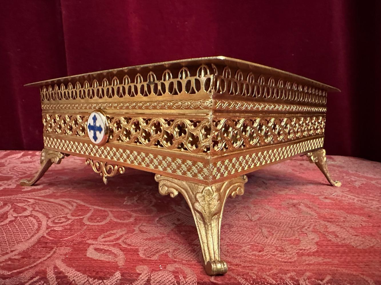 1 Gothic - Style Tabor.