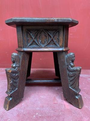 Tabouret style Gothic - Style en Oak Wood, Belgium 19th century