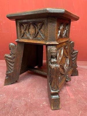 Tabouret style Gothic - Style en Oak Wood, Belgium 19th century