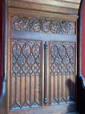 Throne style Gothic - Style en Oak Wood, Belgium 19th century