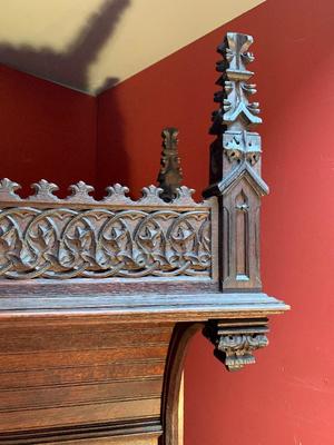 Throne style Gothic - Style en Oak Wood, Belgium 19th century