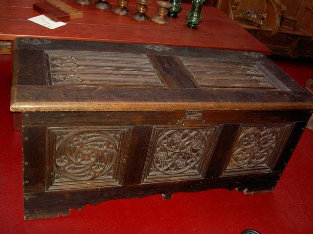 1 Gothic - style Trunk