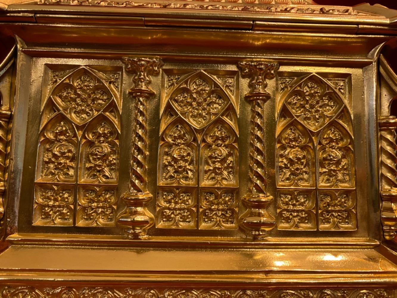 1 Gothic - Style Trunk