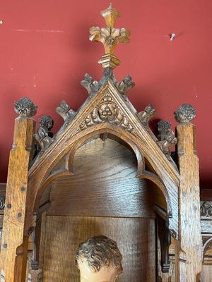 Very Rare And Unique Home Altar style Gothic - Style en Oak Wood, Belgium 19th century