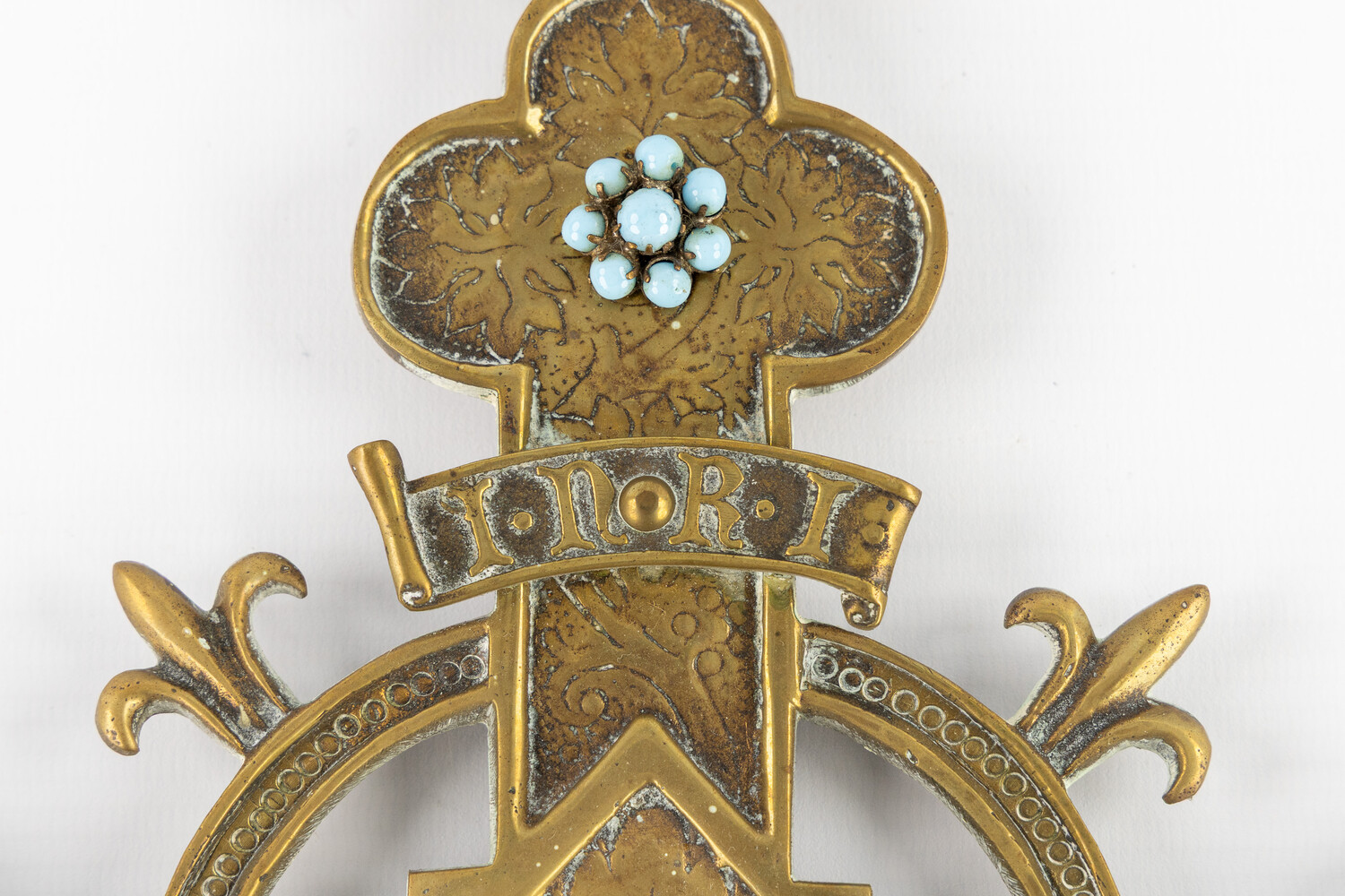 1 Gothic - Style Wall - Cross