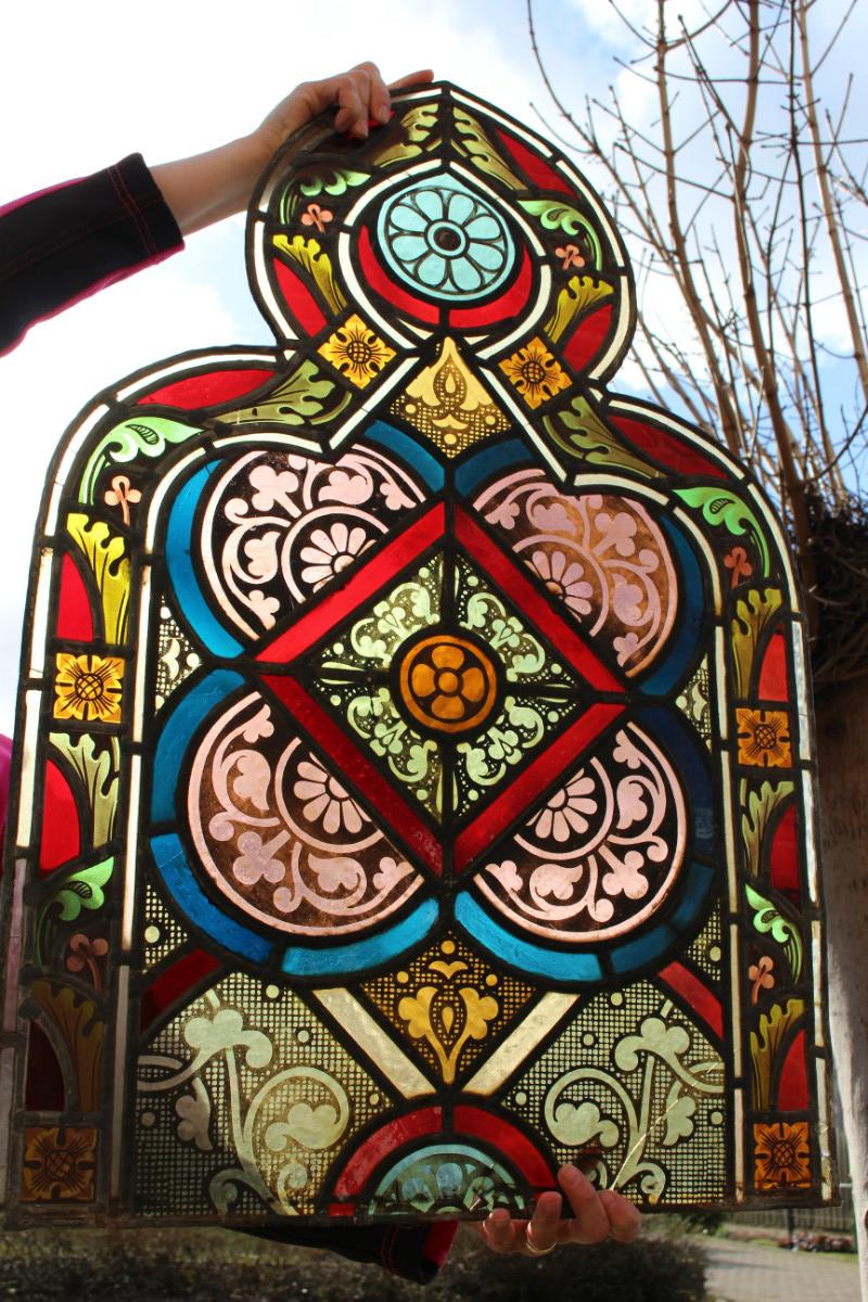 1 gothic Top Of Stained Glass Window