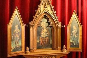 Tryptich With Paintings ( Painted On Panel ) style Gothic en Wood walnut, France 19th century