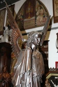 Unique Fully Hand-Carved Angel In Original Colour. style gothic en wood , Dutch 19th century