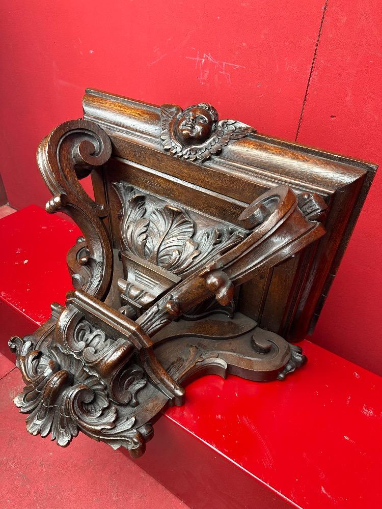 1  Hanging Pedestal