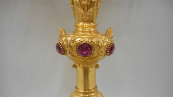 High Quality Very Large Brass / Gilt Radiate Monstrance / Hand-Painted Enamel Medallions 4 Evangelists + 2 Apostles / Semi-Precious Stones en brass / gilt / emaille, Belgium 19th century