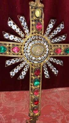 Reliquary - Relic Of The True Cross  style Historism en Brass / Gilt / Glass / Stones, France 19 th century