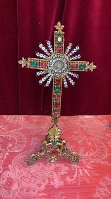 Reliquary - Relic Of The True Cross  style Historism en Brass / Gilt / Glass / Stones, France 19 th century