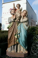 Holy Family  en Terra-Cotta polychrome, France 19th century