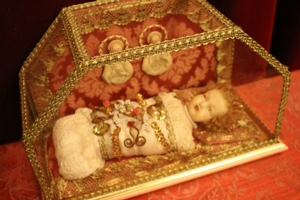 Imagination  Of Jesus As  “Fatchenkind”  en fully hand-made wax, Southern Germany 19th century