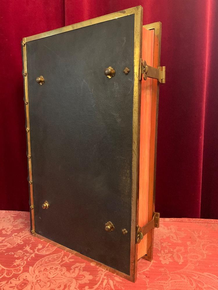 1  Large Antiphonarium Cisterciense In Perfect Condition Brass Locks And Applications