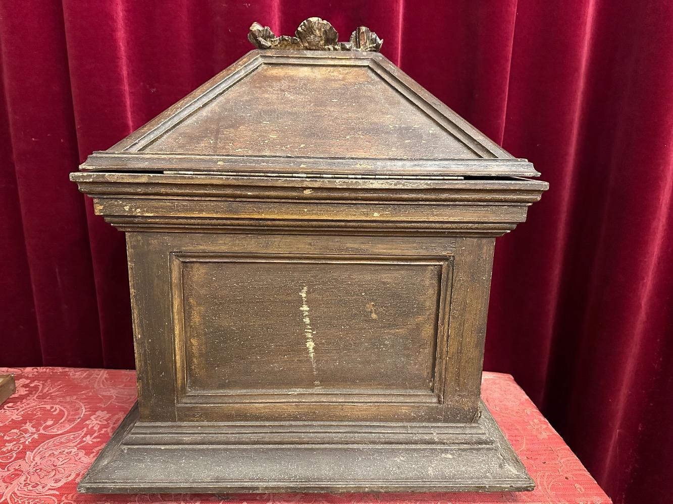 1  Large Reliquary More Pictures Soon !