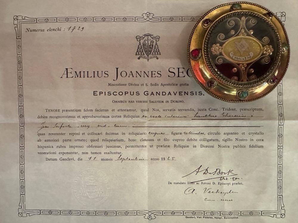 1  Large Reliquary - Relic Ex Veste Interiori St. Therese Of Lisieux With Original Document