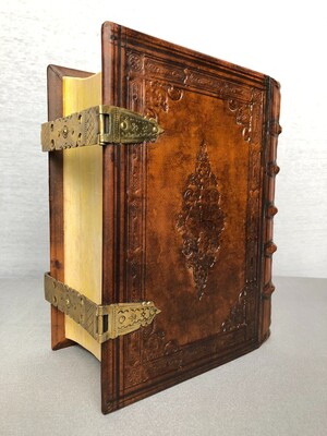 Luther Bible; Nicolaas Haas/Samuel Schoonwald 1725. Old & New Testament en Leather / Paper / Brass Locks, Amsterdam Netherlands  18 th century