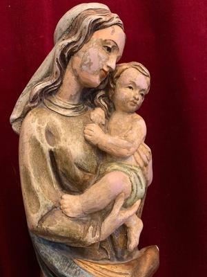 Madonna en wood polychrome, Southern Germany 20th century