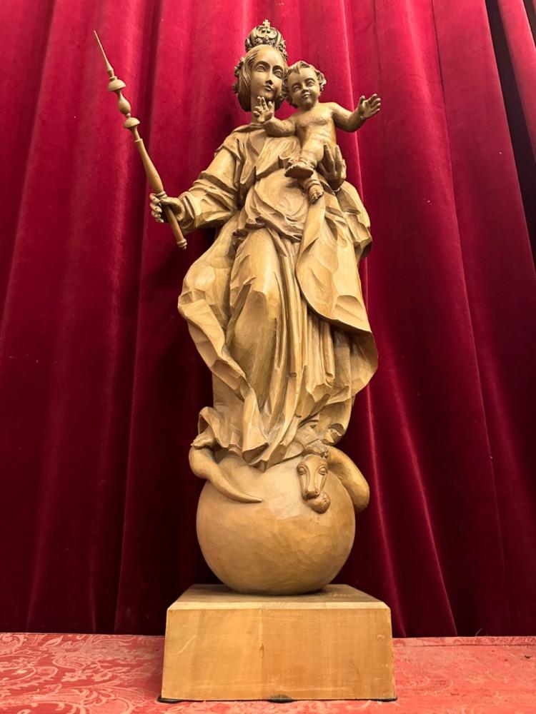 1  Madonna With Child Sculpture