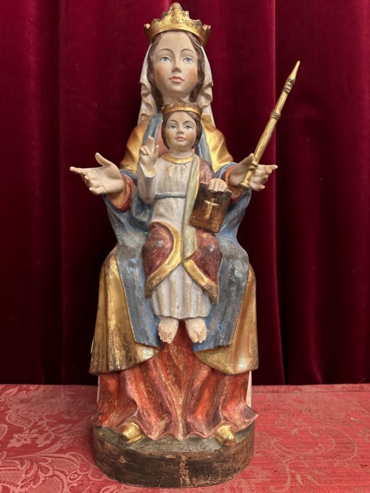 1  Madonna With Child Sculpture
