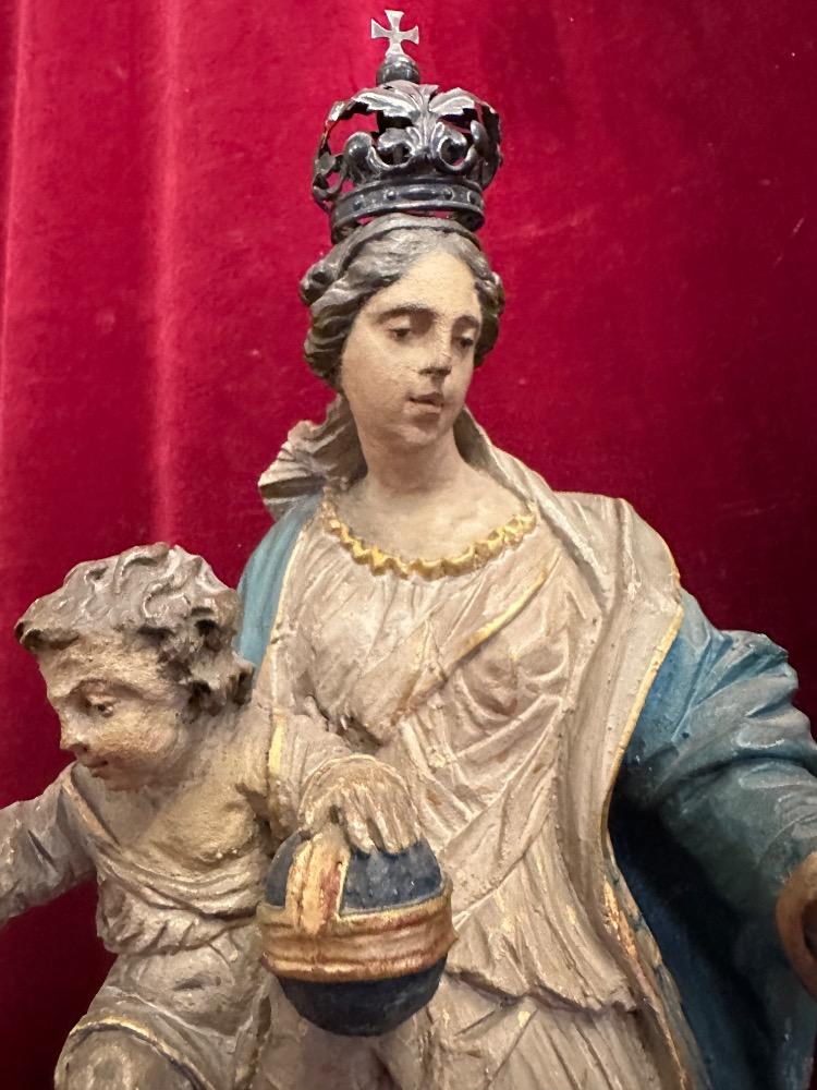 1  Madonna With Child Sculpture