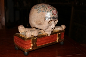 Memento Mori en hand-carved wood polychrome, Italy 18 th century