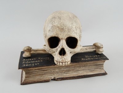 Memento Mori  en hand-carved wood polychrome, Southern Germany 19th century